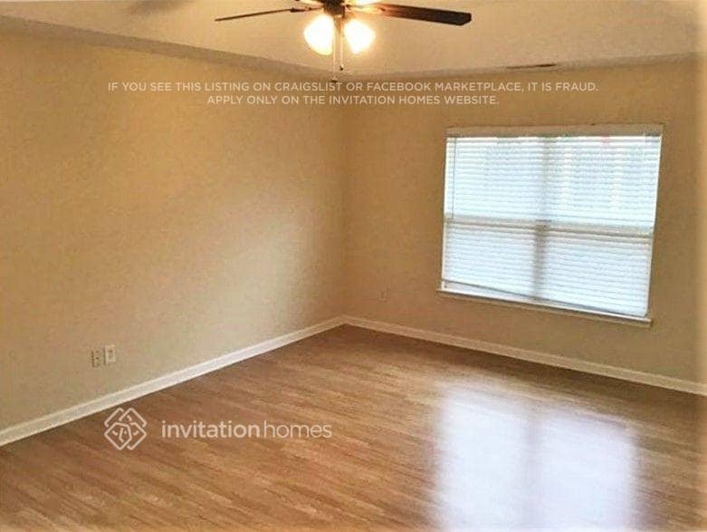 Building Photo - 452 Leaflet Ives Trail