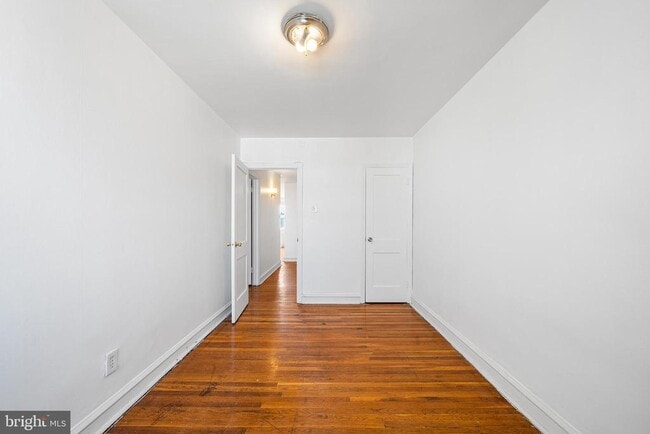 Building Photo - 1115 E Upsal St