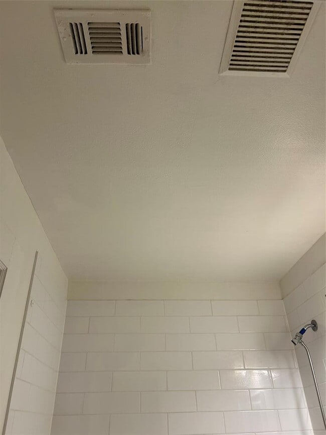 Building Photo - 914 Gene Johnson St