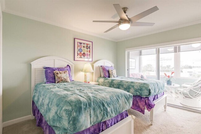 Building Photo - 1200 E Peppertree Ln