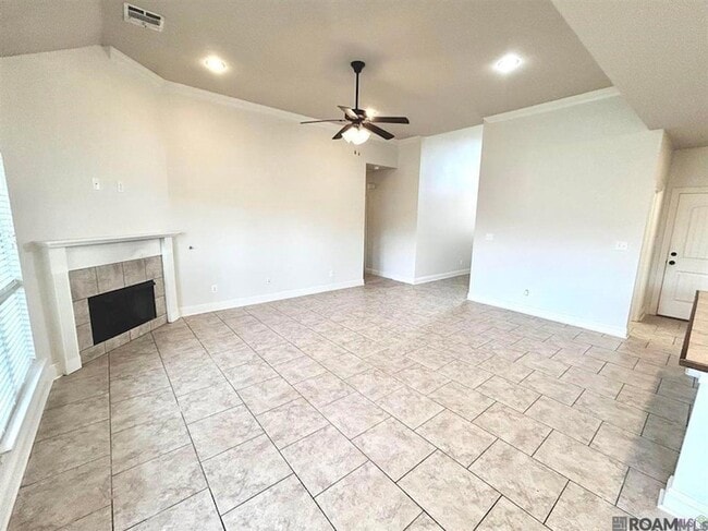 Building Photo - 17634 Hoods Ridge Dr