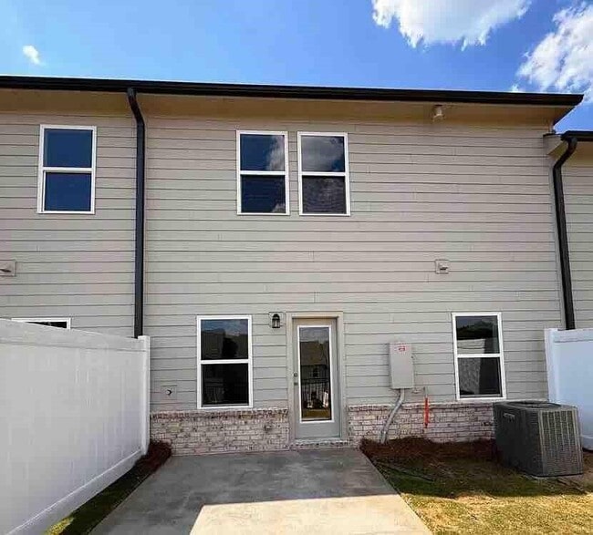 Building Photo - 6761 Armonia Dr