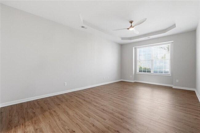 Building Photo - 2725 Blackstock Dr