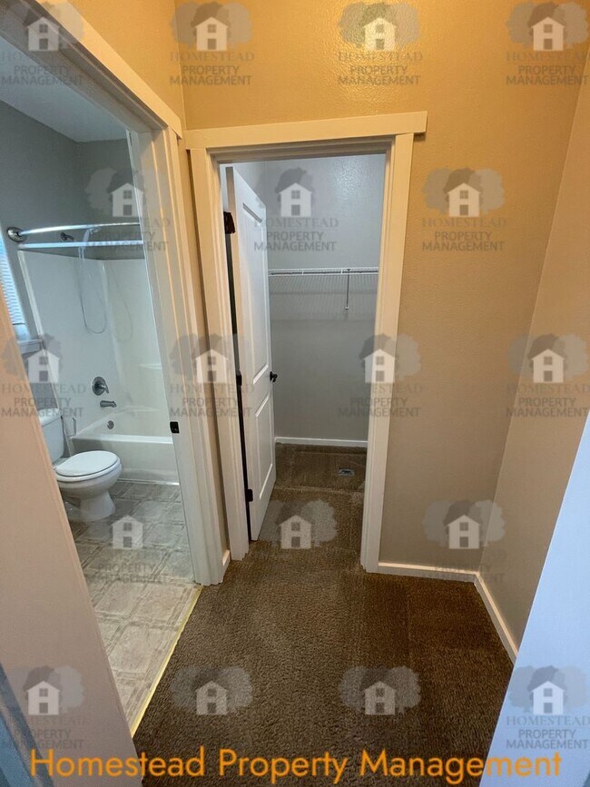 Building Photo - 168