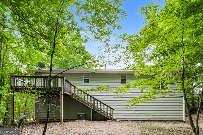 Building Photo - 7220 Woodcreek Way