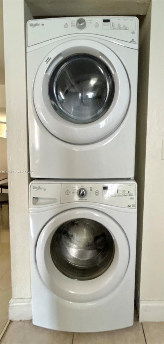 Building Photo - 9100 NW 35th Pl