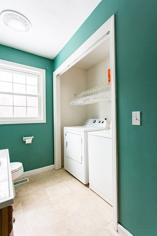 Building Photo - 270 New Braintree Rd