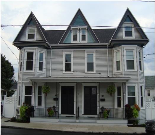 Primary Photo - 124 E Front St