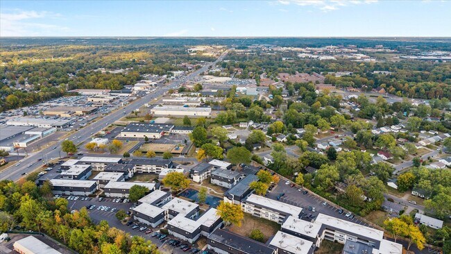 Building Photo - 2750 Arbury Ct