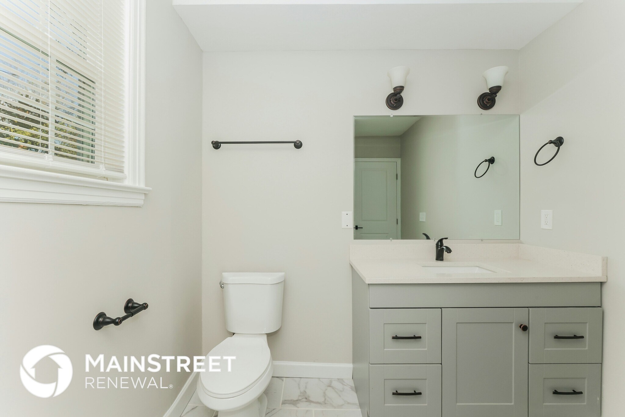 Building Photo - 307 W Due West Ave