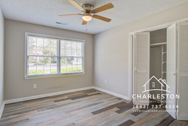 Building Photo - 1805 Chelwood Cir