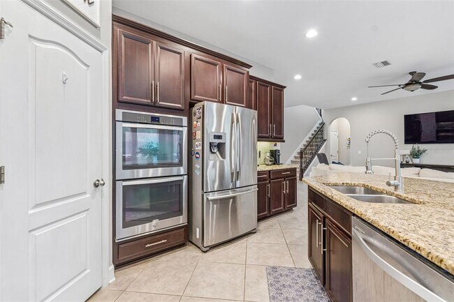 Building Photo - 4123 Windcrest Dr