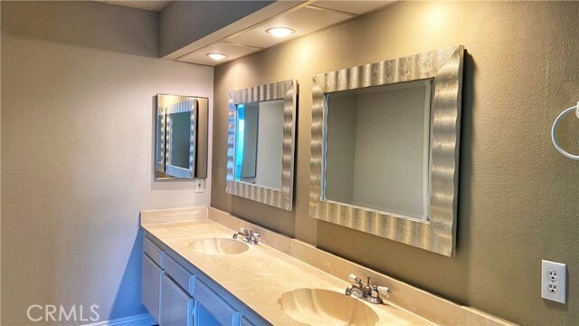 Building Photo - 1830 N Fairgreen Dr