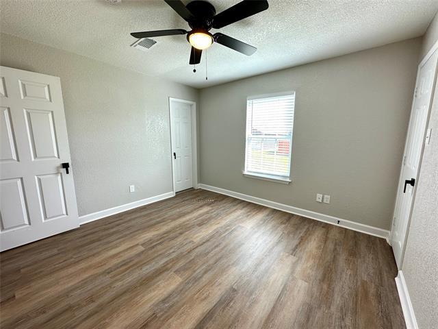 Building Photo - 901 Kingdom Cir