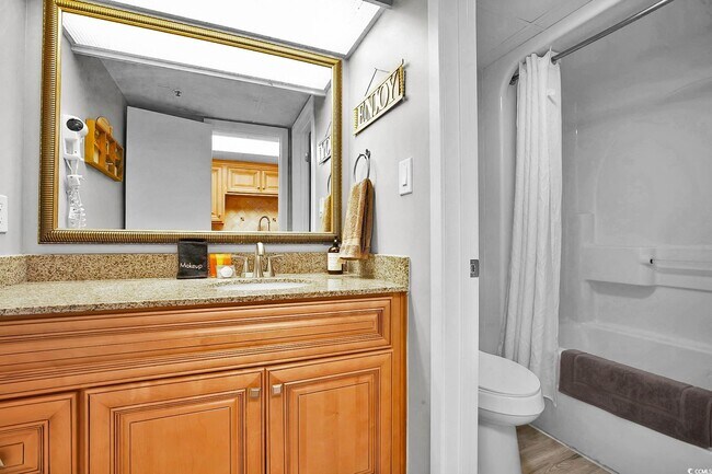 Building Photo - 7200 N Ocean Blvd