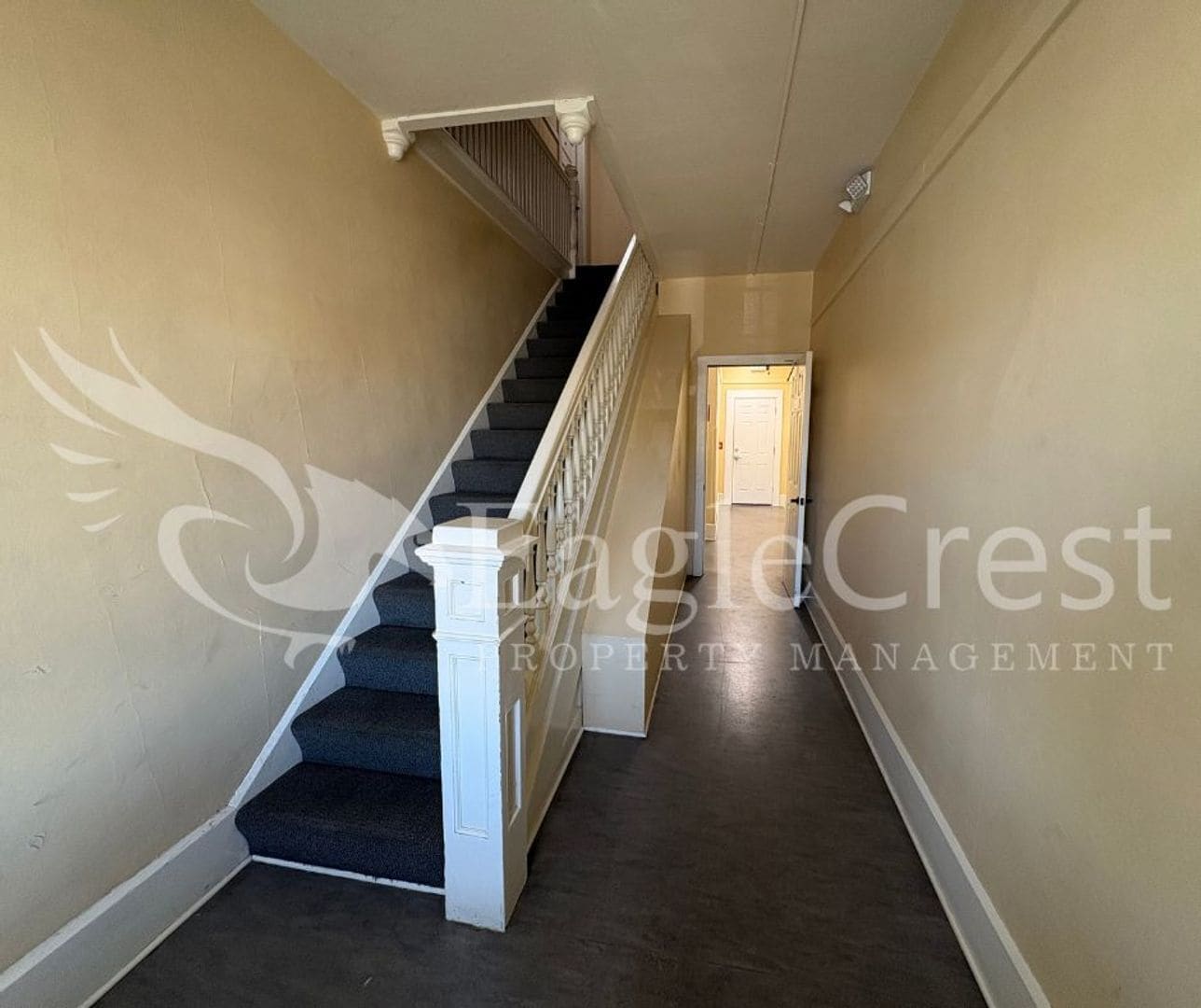 Building Photo - 105NSP