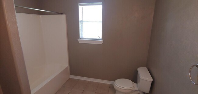 Building Photo - 8525 Sunflower Ln