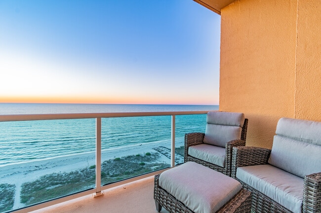 Building Photo - 880 Mandalay Ave