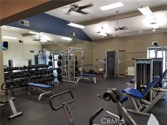 Building Photo - 5525 Canoga Ave