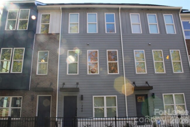 Building Photo - 1340 Hamilton St