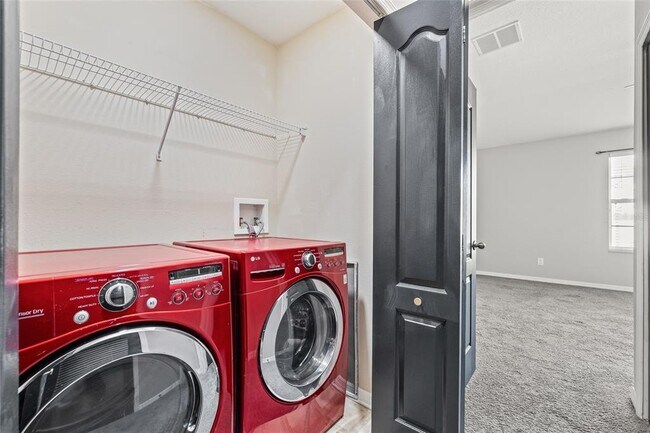 Building Photo - 16302 Swan View Cir