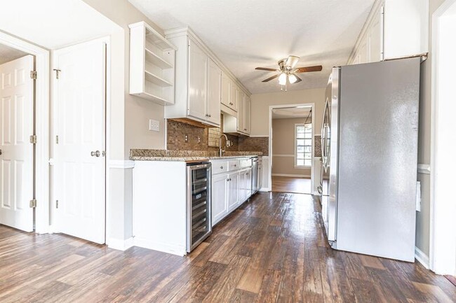 Building Photo - 6513 Jacobs Creek Cir