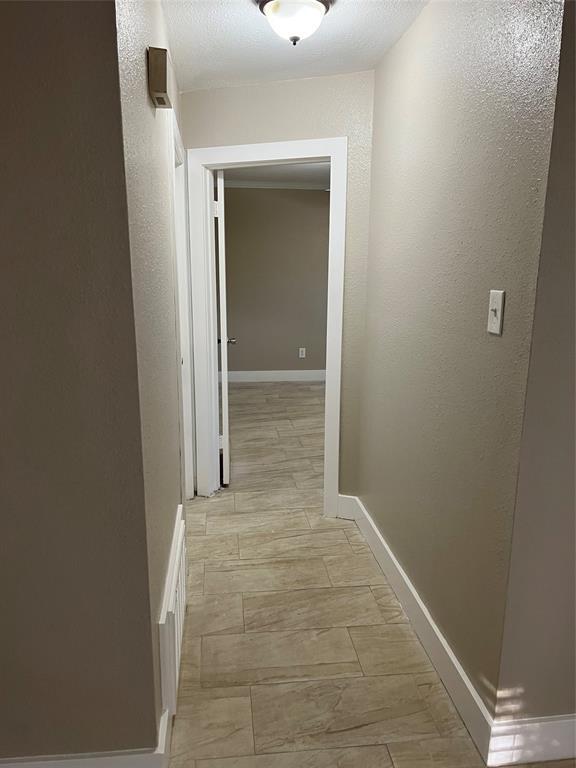 Building Photo - 5909 Avery Island Ave