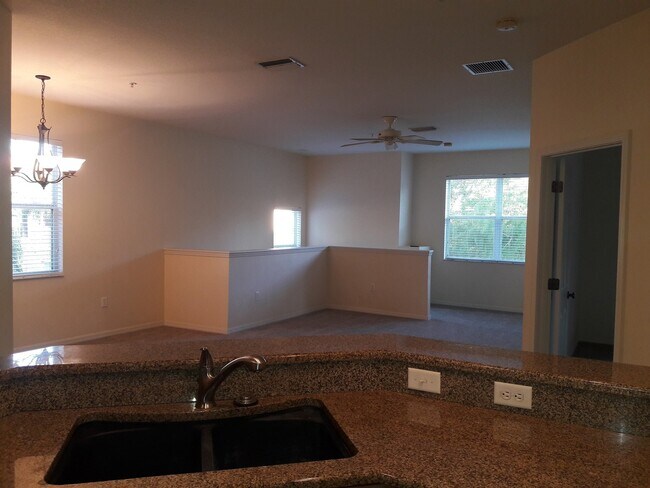 Building Photo - Annual unfurnished-3 bedroom, 2 bath condo with garage in gated community!