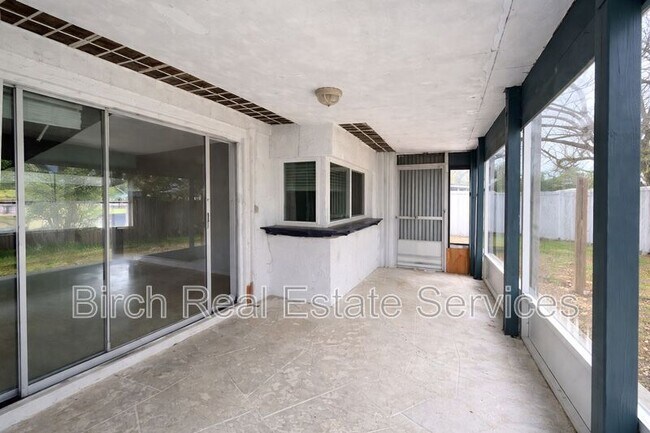 Building Photo - 3319 Williamsburg Loop