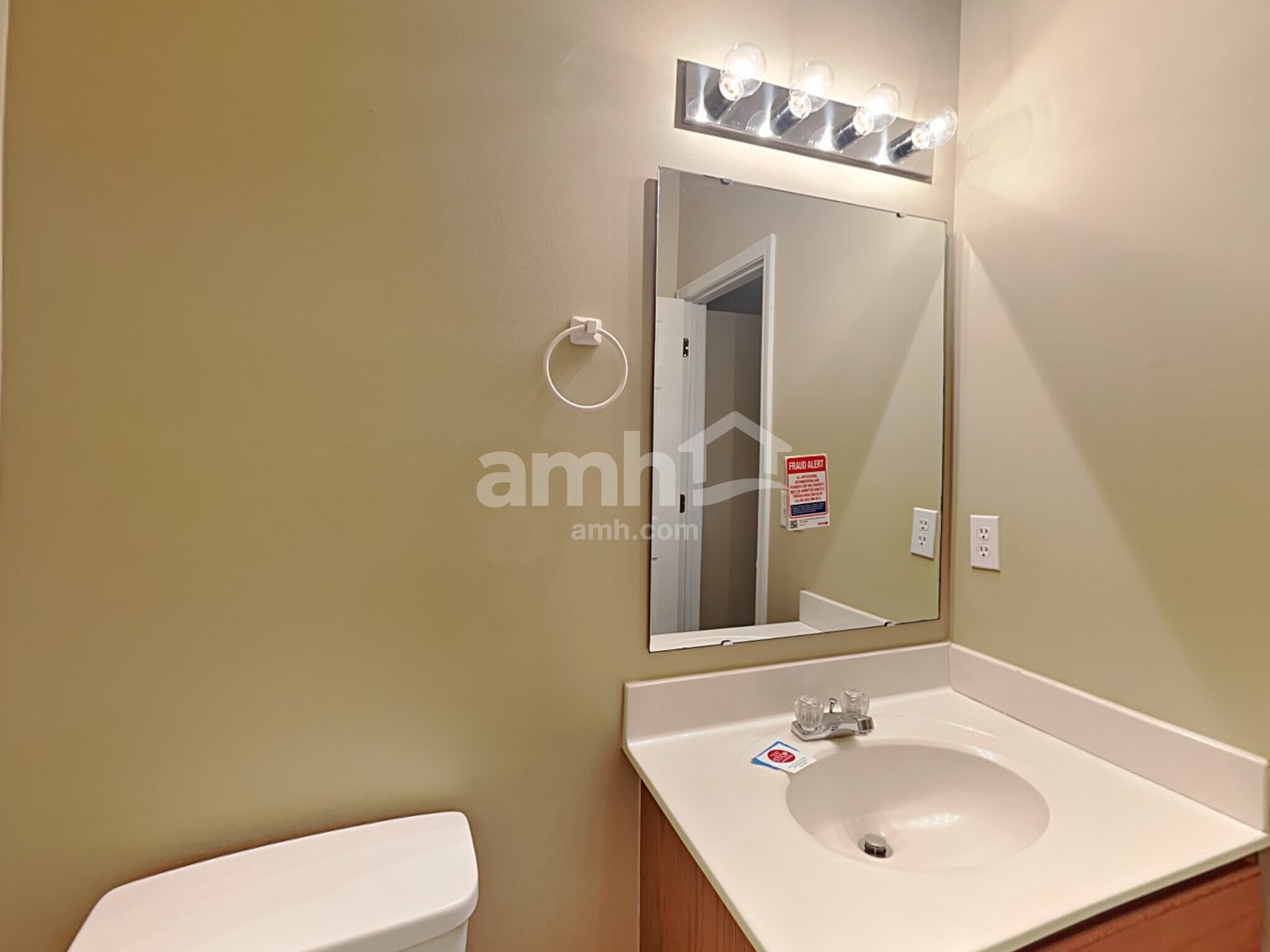 Building Photo - 6534 Amherst Way