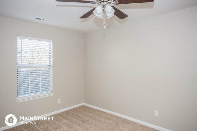 Building Photo - 1726 Gordon Walters Dr