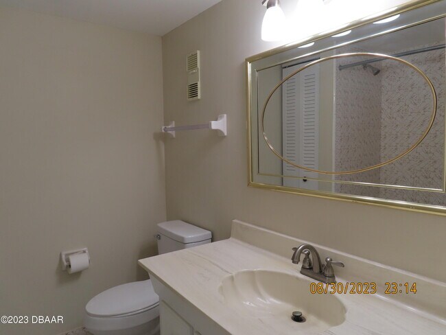 Building Photo - 1415 Ocean Shore Blvd