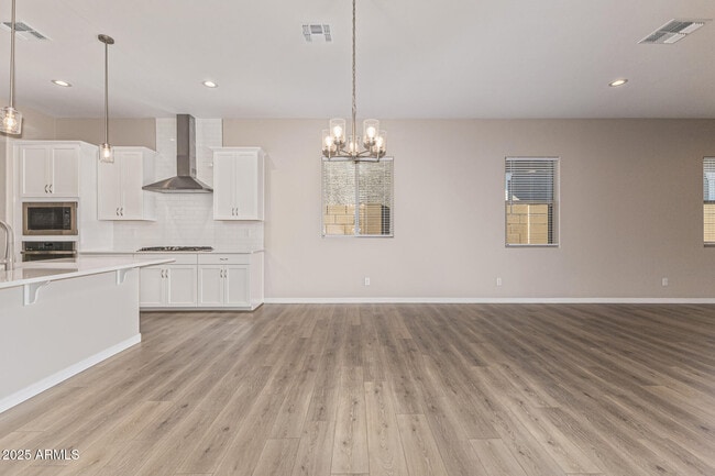 Building Photo - 20108 W Montecito Ave