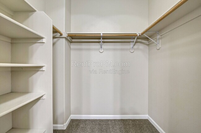 Building Photo - 2514 Owens Ave