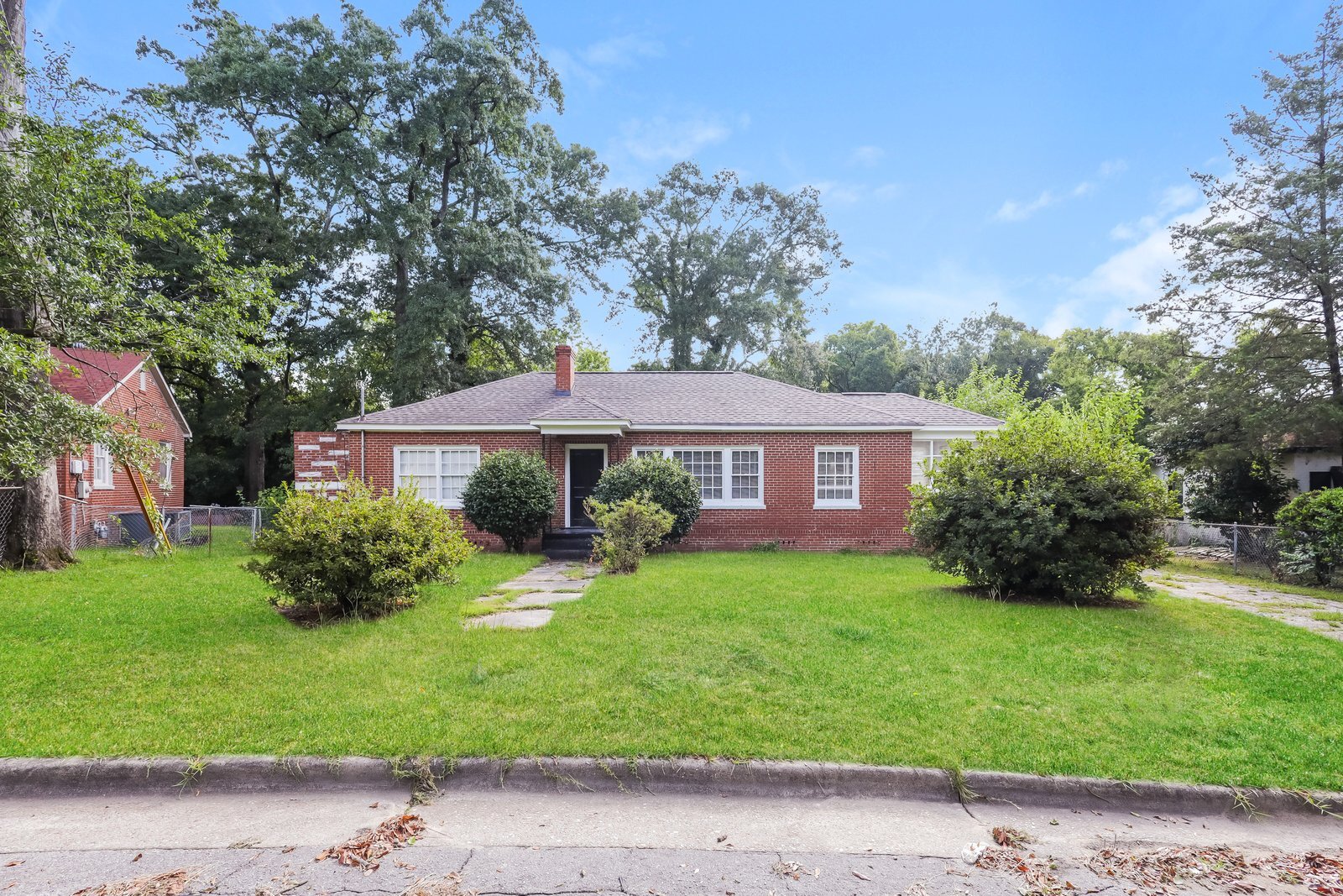 Building Photo - 724 Coolidge Ave