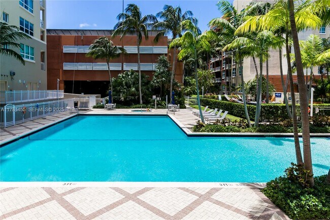 Building Photo - 2001 Biscayne Blvd