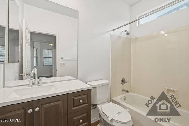 Building Photo - 4321 W Judson Dr