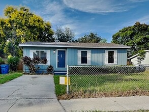 Building Photo - 1737 Ave C NE