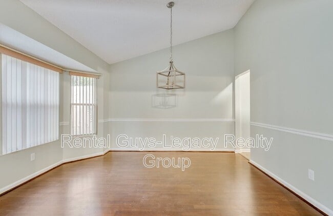 Building Photo - 3861 Karissa Ann Pl E