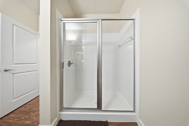 Building Photo - 1700 W Cleveland St