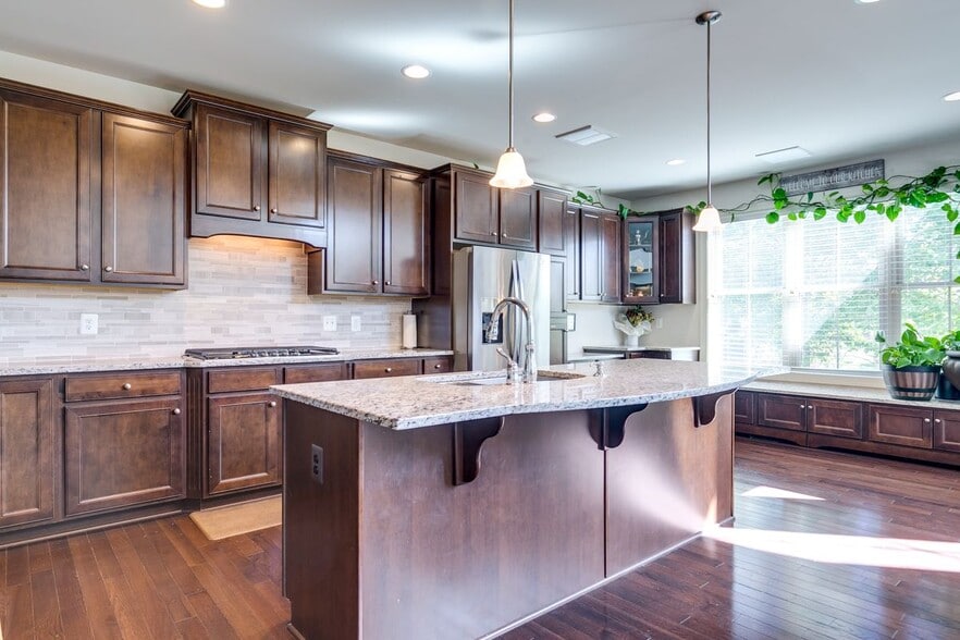 Building Photo - 23582 Prosperity Ridge Pl