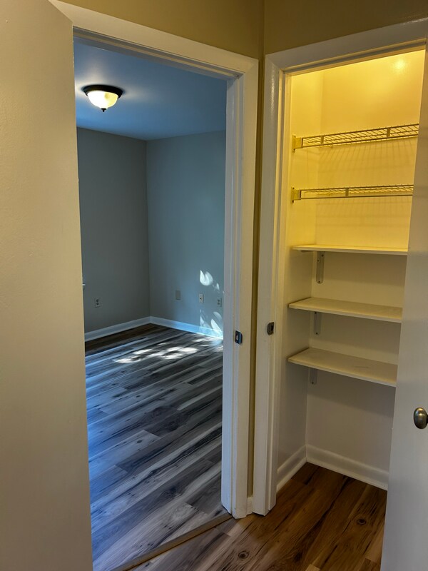 Building Photo - 361 Warren Ave