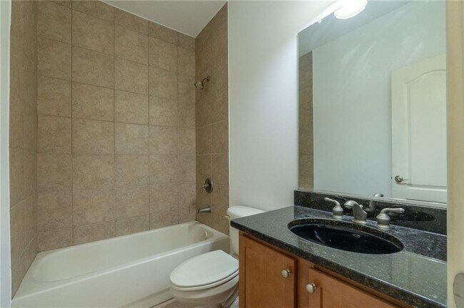 Building Photo - 2771 Durham Dr NE
