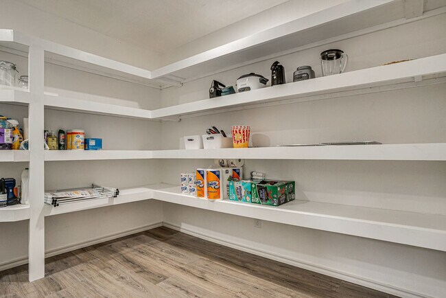 Building Photo - 4211 Coronet Ln
