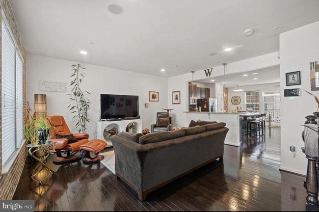Building Photo - 4822 Forest Pines Dr