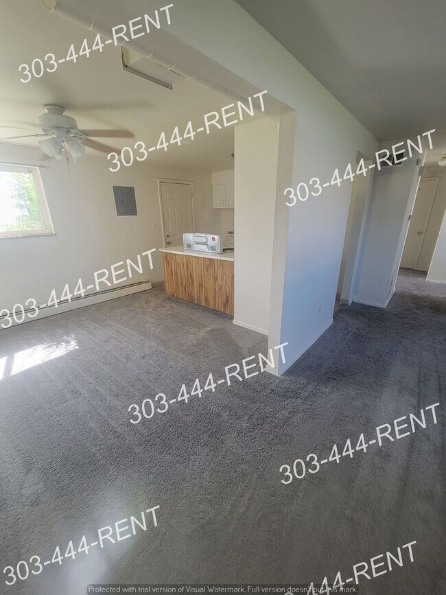 Building Photo - 7960-7966 Patricia Dr