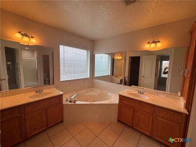 Building Photo - 3507 Republic of Texas Dr