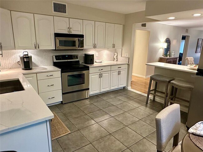 Building Photo - 8626 54th Ave W