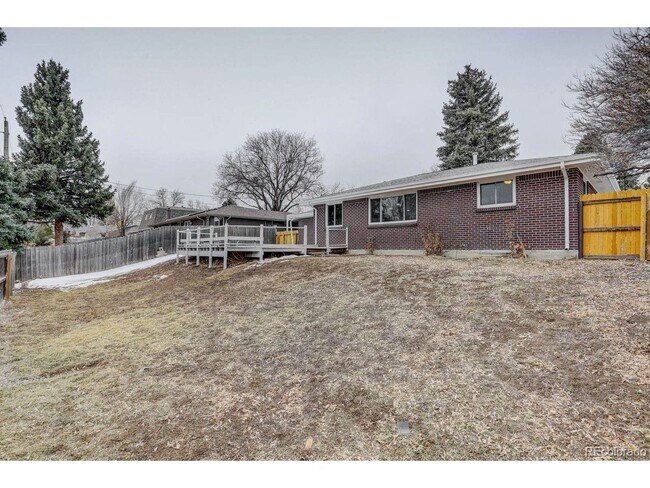 Building Photo - Spotless Allendale Ranch
