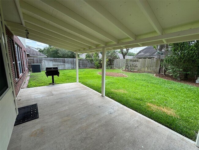 Building Photo - 22327 Bellows Bend Dr